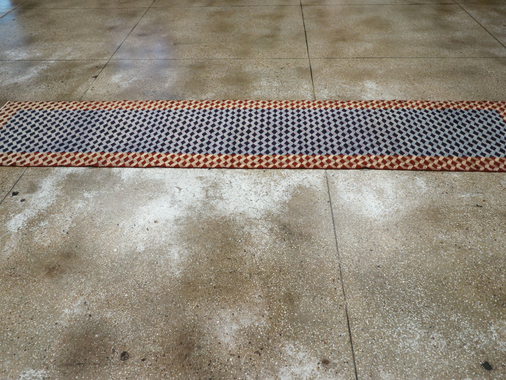 Vintage Turkish Anatolian Runner, No.31056 - Staging