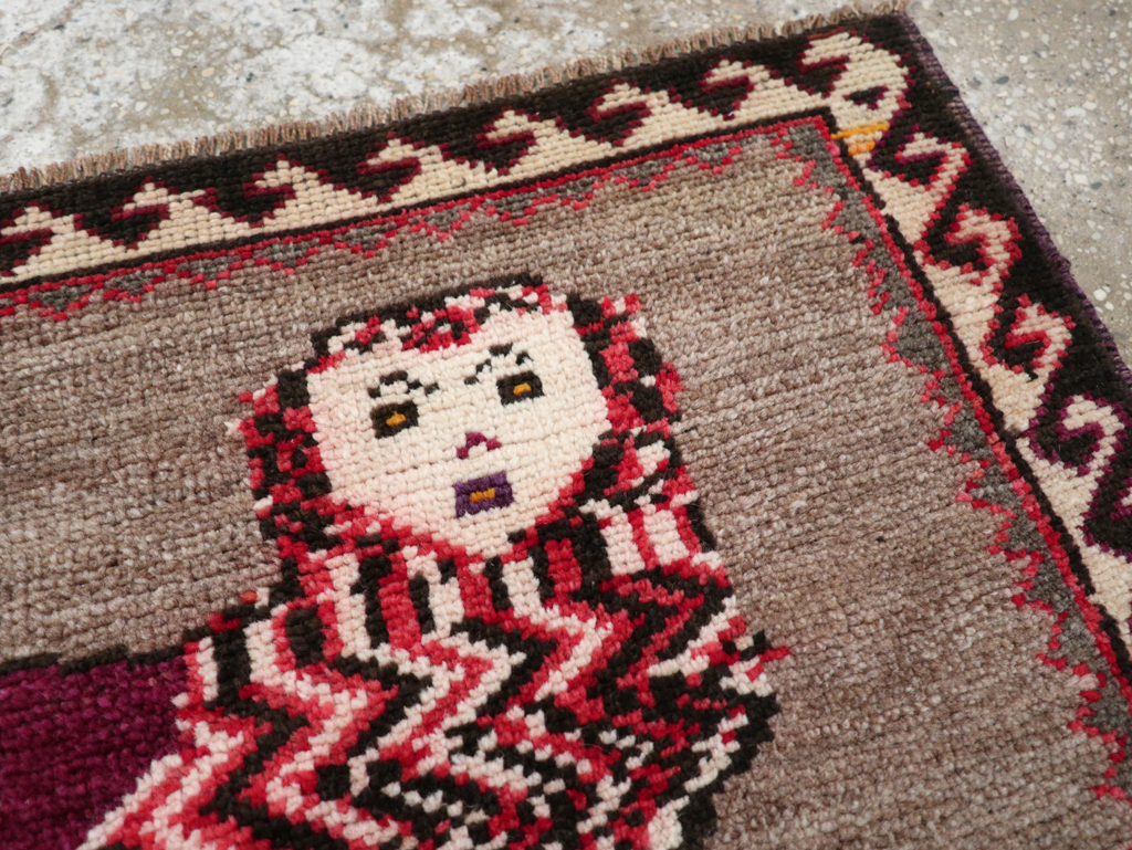 Vintage Pictorial Anatolian Rug, No.31061 - Staging