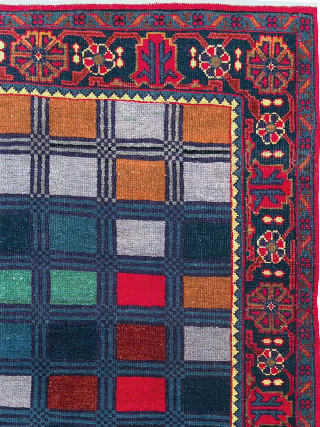 Vintage Persian Veece Throw Rug, No.31065 - Staging