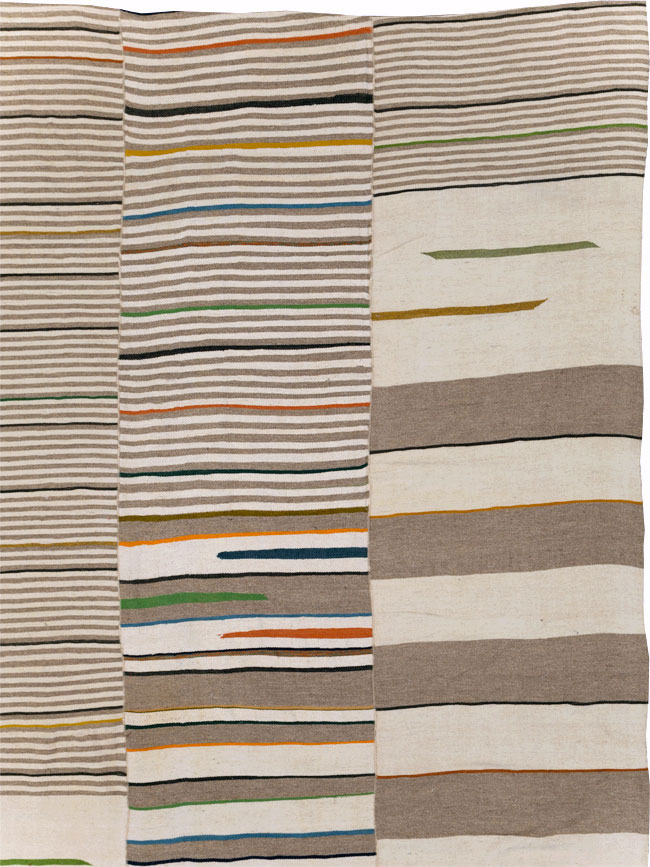 Contemporary Turkish Flatweave Kilim Large Room Size Carpet, No.31076 - Staging