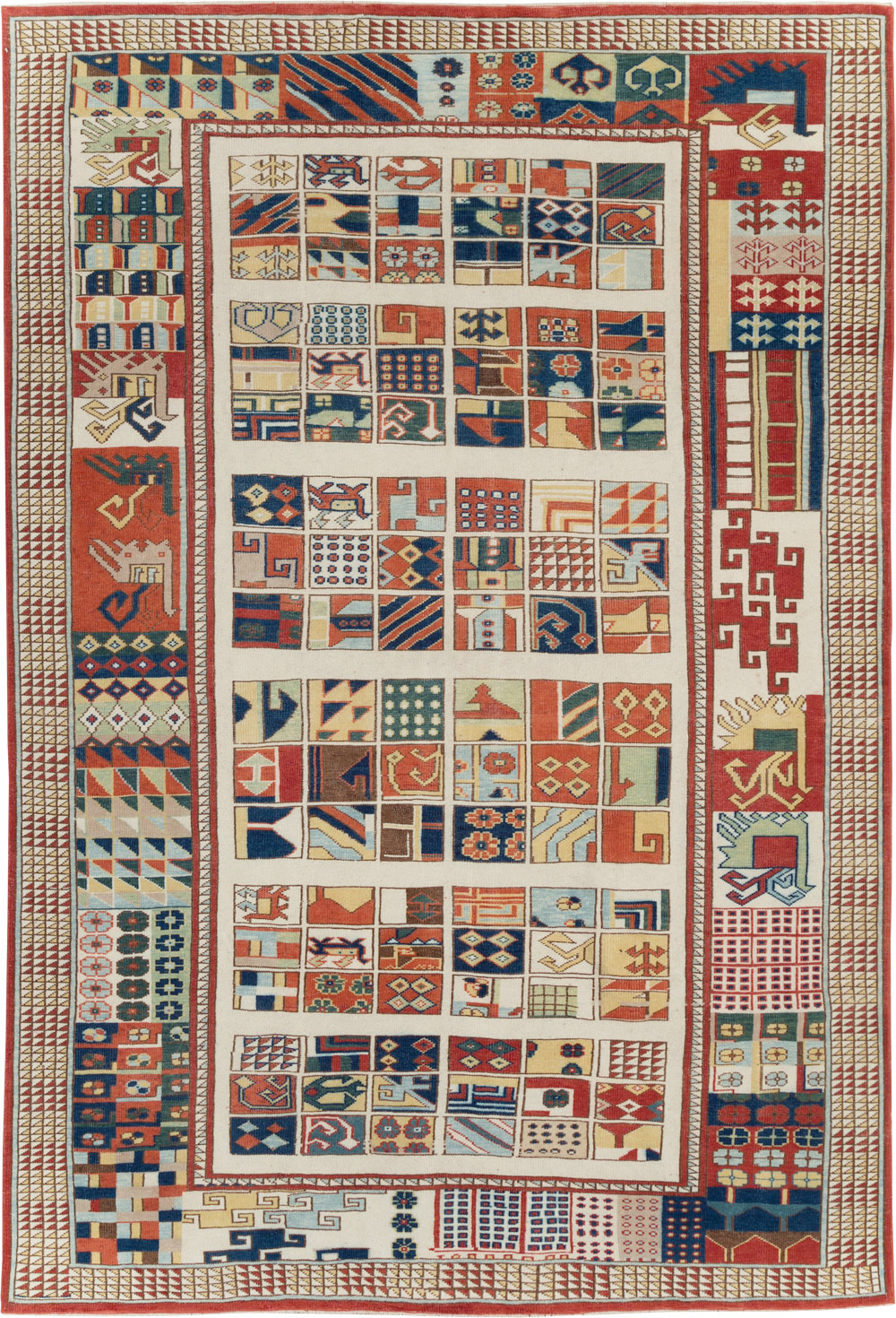 Vintage Turkish Anatolian Accent Carpet, No.31097 - Staging