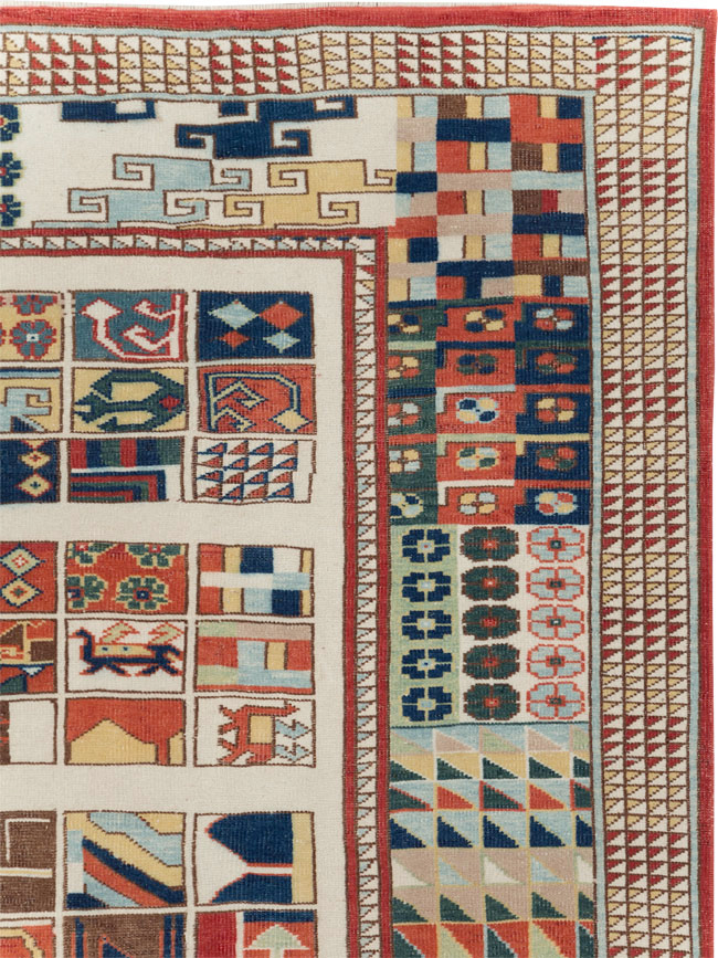 Vintage Turkish Anatolian Accent Carpet, No.31097 - Staging