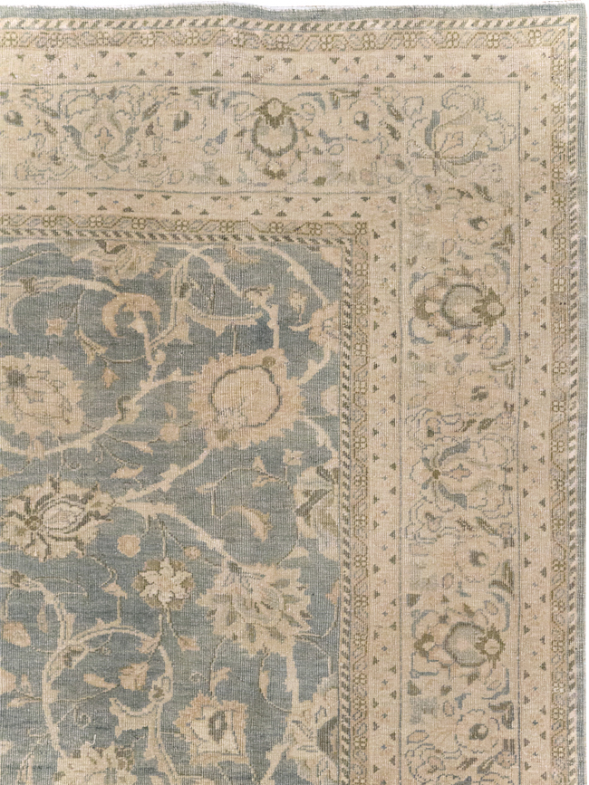 Vintage Persian Mahal Accent Carpet, No.31101 - Staging