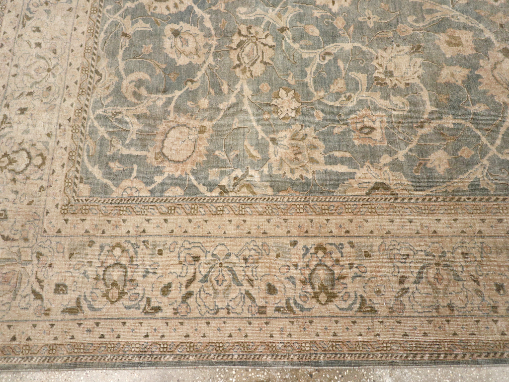 Vintage Persian Mahal Accent Carpet, No.31101 - Staging