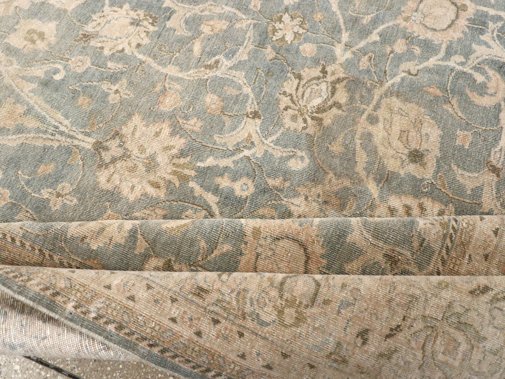 Vintage Persian Mahal Accent Carpet, No.31101 - Staging