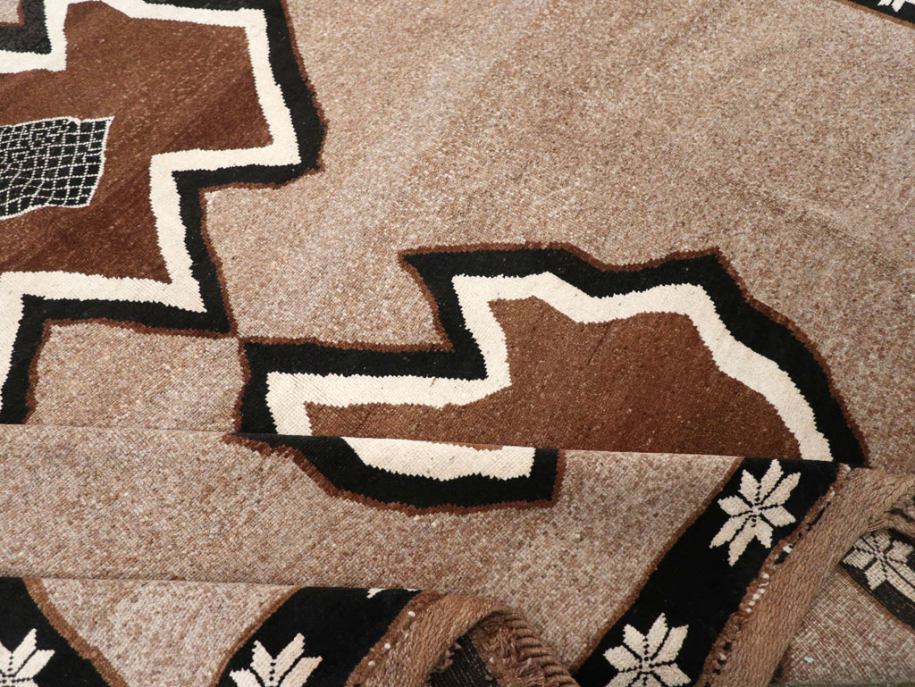 Vintage Turkish Anatolian Tribal Room Size Carpet, No.31112 - Staging