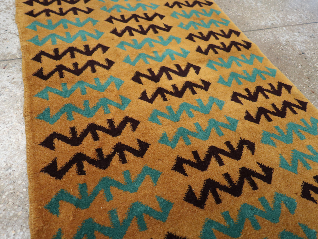 Vintage Turkish Art Deco Style Small Runner, No.31113 - Staging