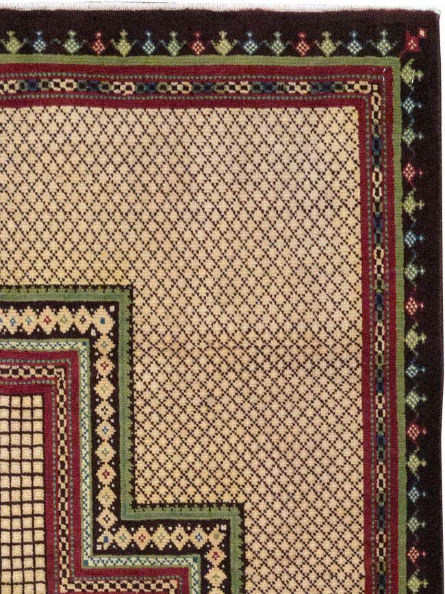 Vintage Persian Mashad Throw Rug, No.31118 - Staging