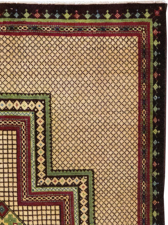 Vintage Persian Mashad Throw Rug, No.31118 - Staging