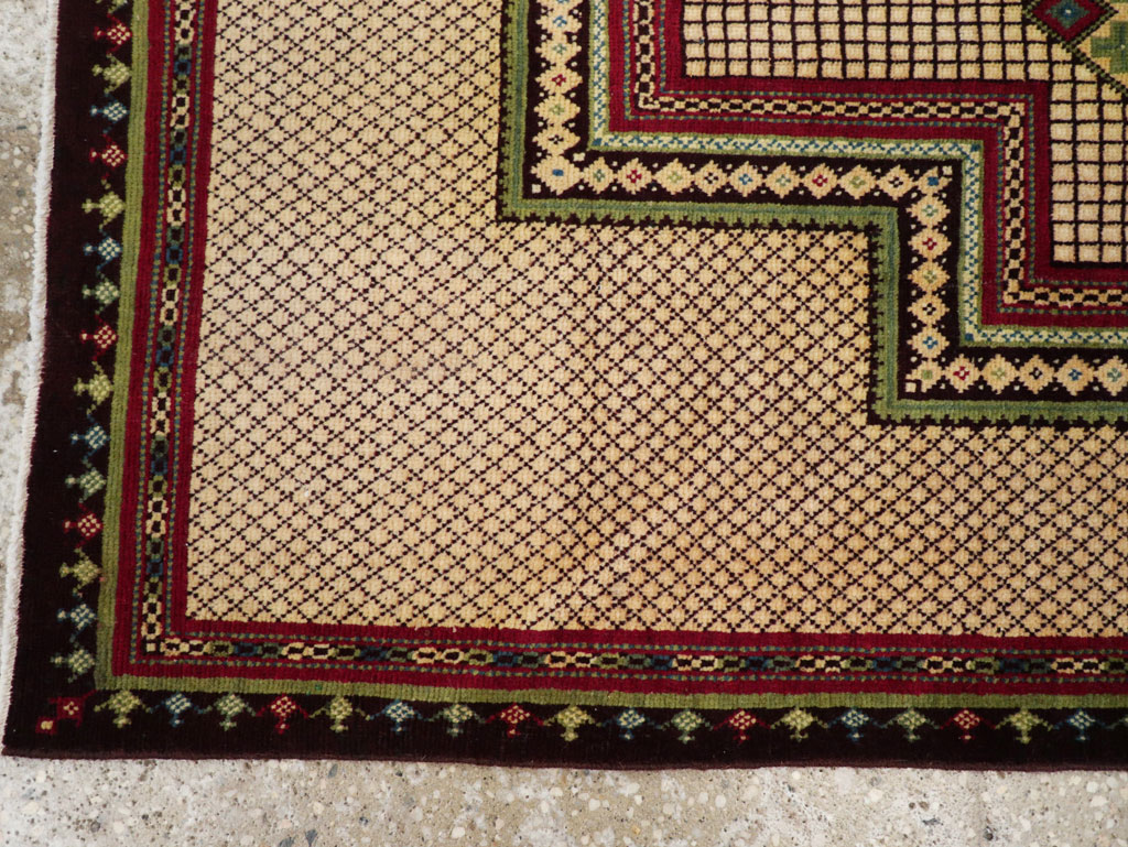 Vintage Persian Mashad Throw Rug, No.31118 - Staging