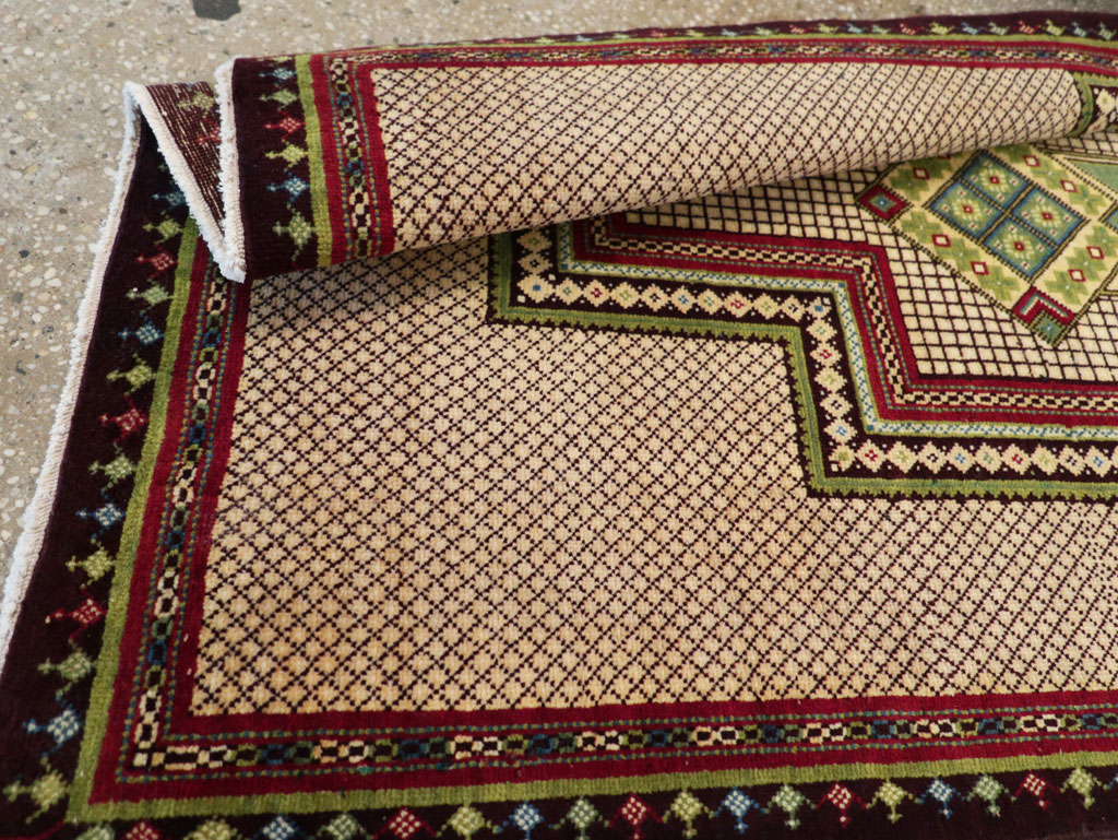 Vintage Persian Mashad Throw Rug, No.31118 - Staging