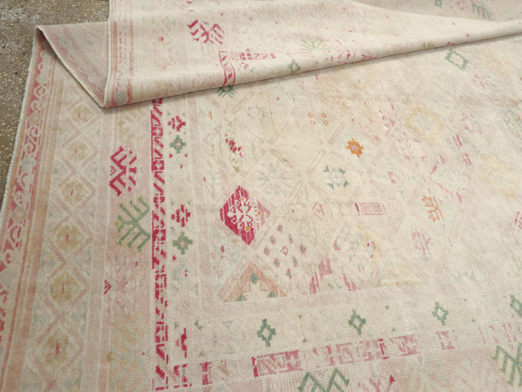 Vintage Turkish Anatolian Accent Carpet, No.31140 - Staging