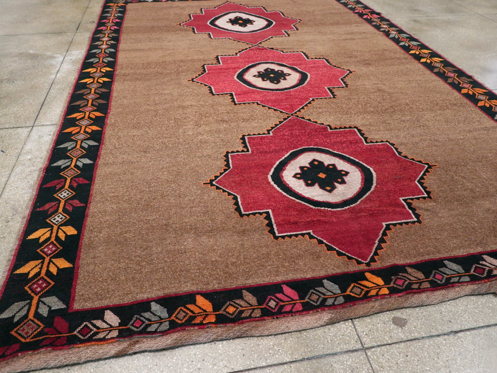 Vintage Turkish Anatolian Tribal Room Size Carpet, No.31141 - Staging