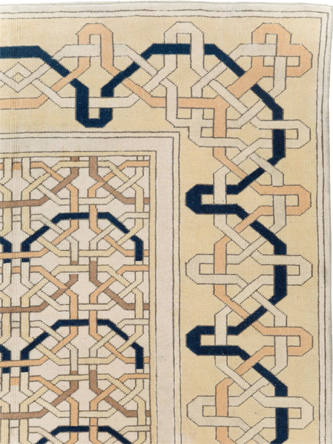 Vintage Turkish Anatolian Art Deco Style Accent Rug, No.31142 - Staging