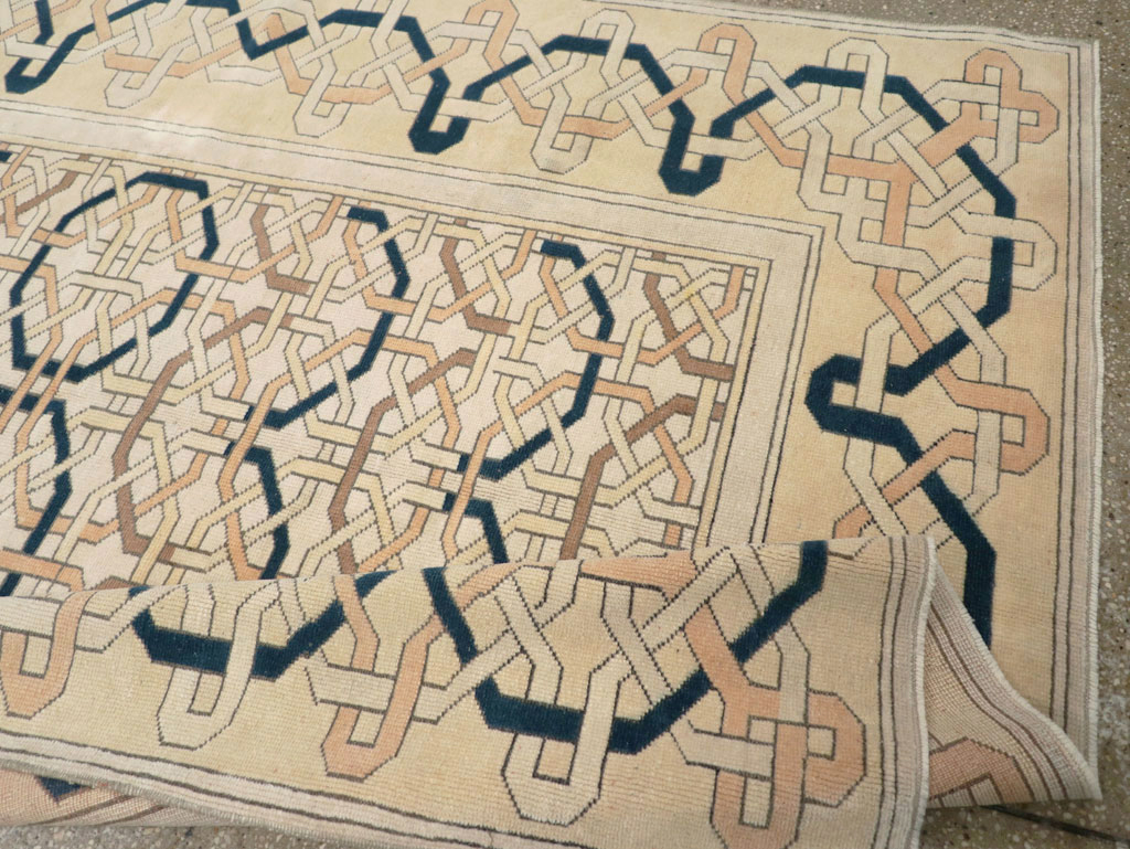 Vintage Turkish Anatolian Art Deco Style Accent Rug, No.31142 - Staging