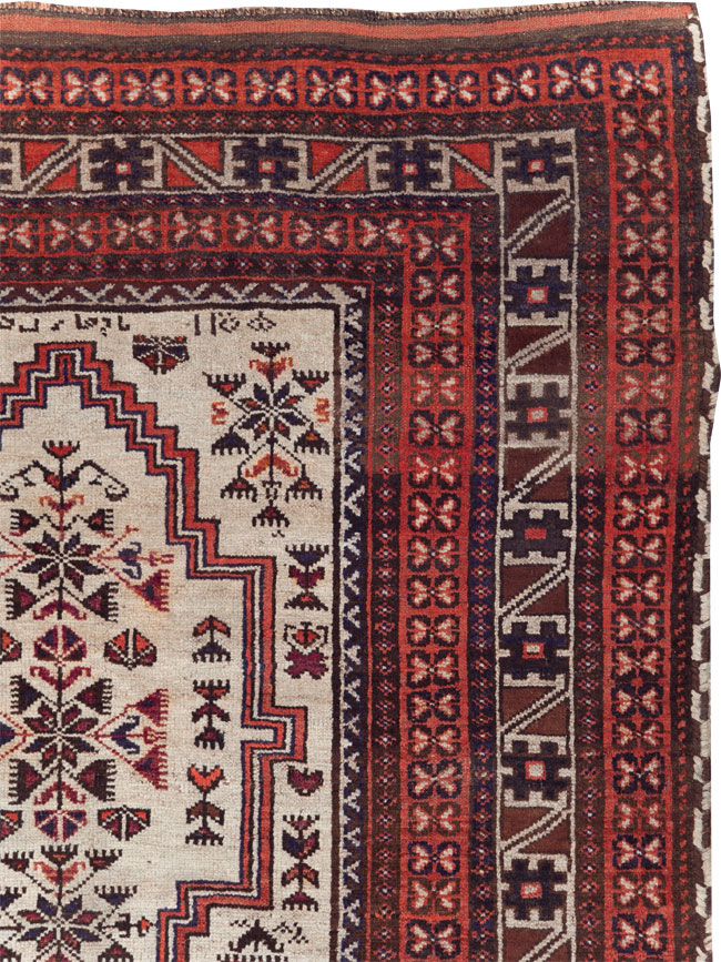 Vintage Persian Baluch Accent Rug, No.31147 - Staging