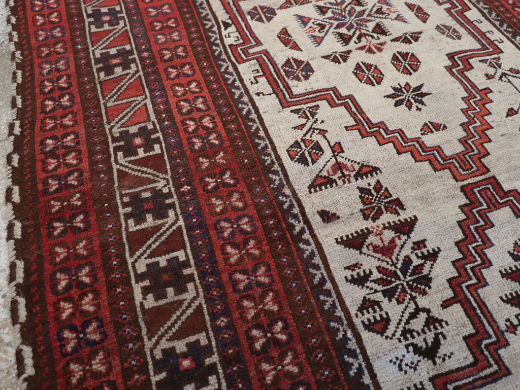 Vintage Persian Baluch Accent Rug, No.31147 - Staging