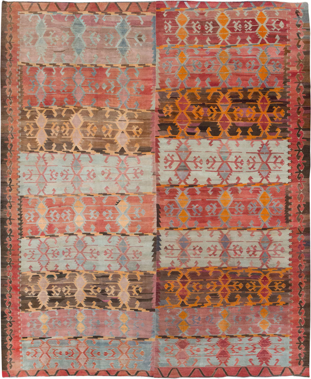Vintage Turkish Flatweave Kilim Room Size Carpet, No.31152 - Staging