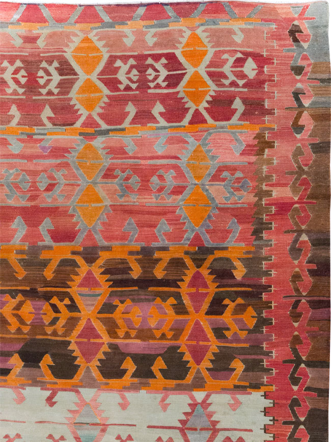 Vintage Turkish Flatweave Kilim Room Size Carpet, No.31152 - Staging