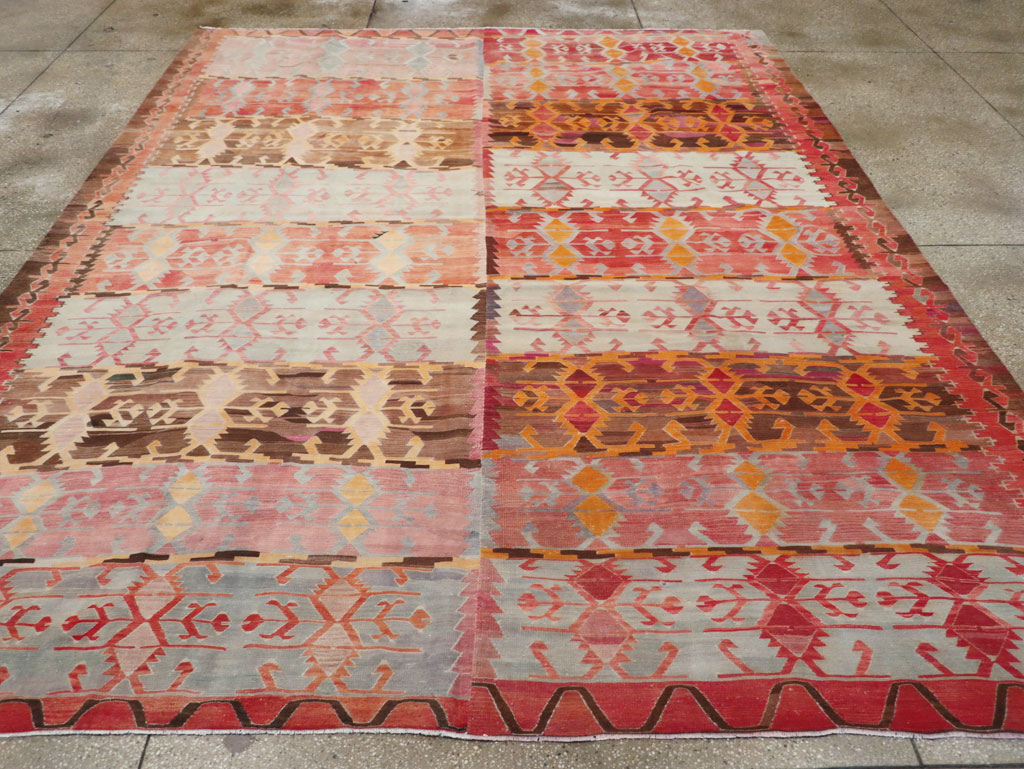 Vintage Turkish Flatweave Kilim Room Size Carpet, No.31152 - Staging