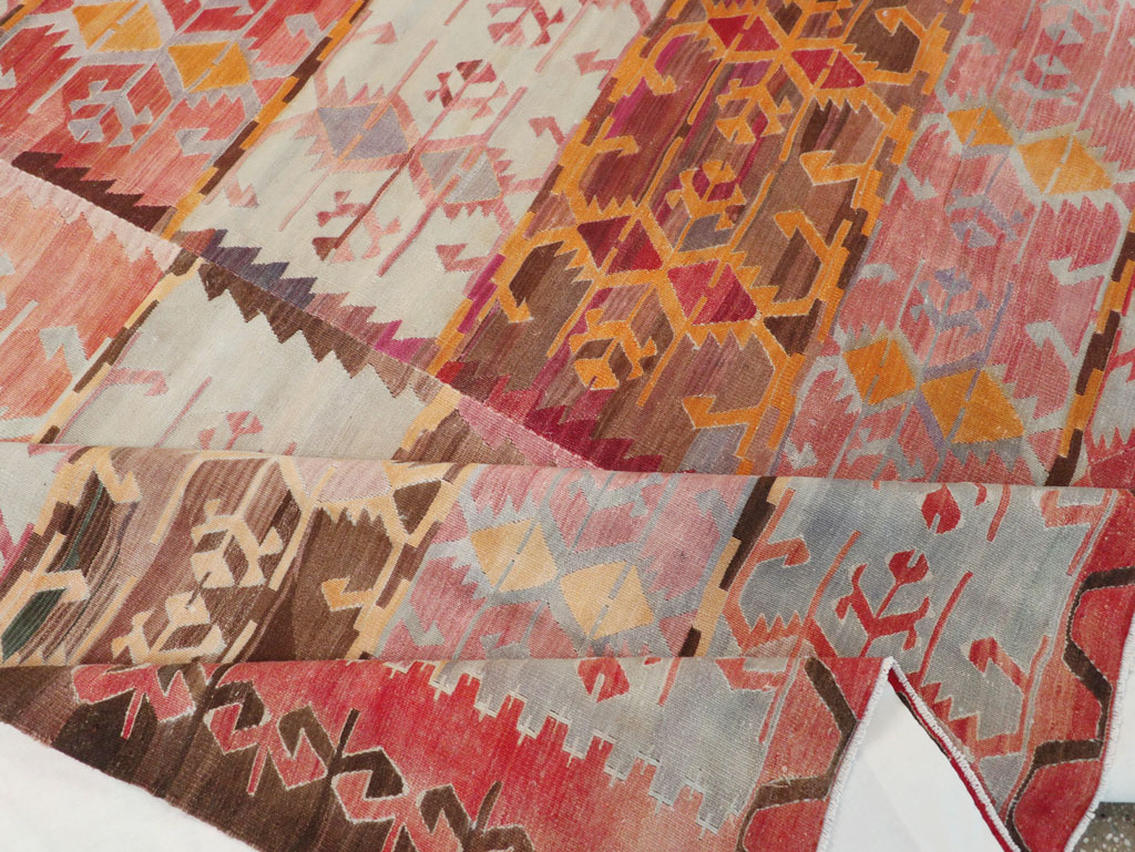 Vintage Turkish Flatweave Kilim Room Size Carpet, No.31152 - Staging