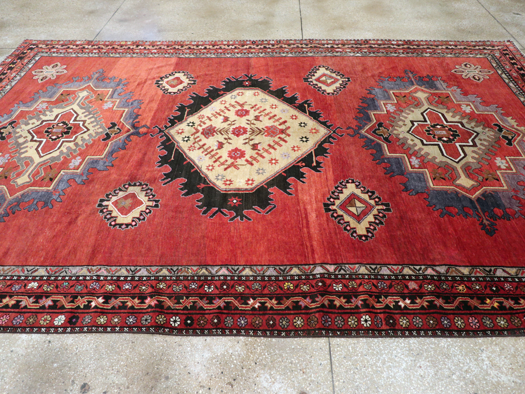 Vintage Turkish Anatolian Room Size Carpet, No.31166 - Staging