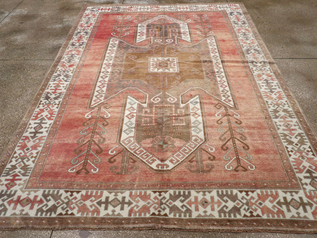 Vintage Turkish Anatolian Small Room Size Carpet, No.31168 - Staging