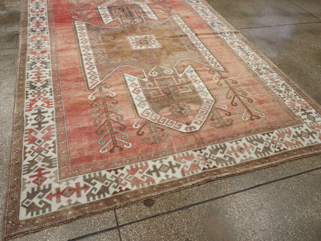 Vintage Turkish Anatolian Small Room Size Carpet, No.31168 - Staging