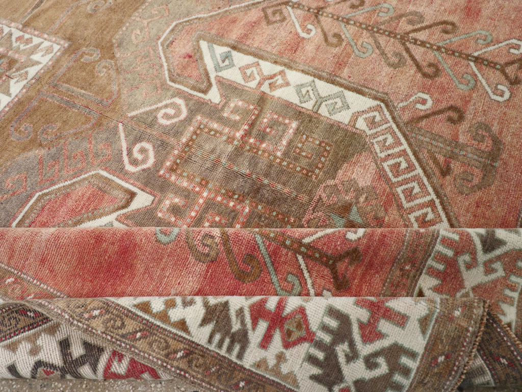 Vintage Turkish Anatolian Small Room Size Carpet, No.31168 - Staging