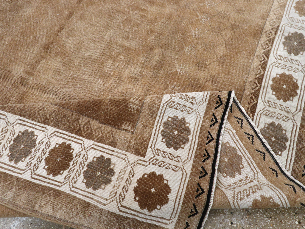 Vintage Anatolain Carpet, No.31172 - Staging