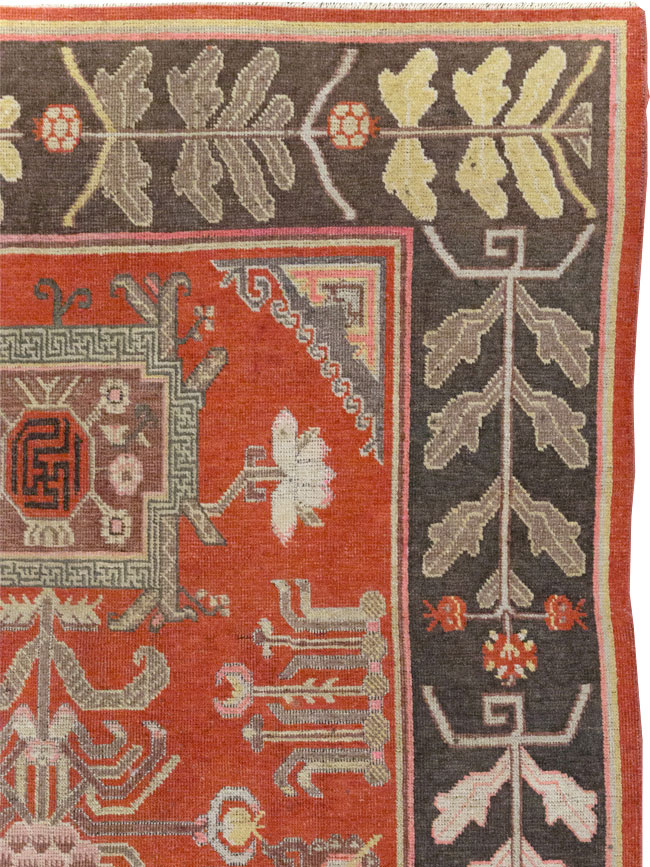 Antique East Turkestan Khotan Carpet, No.31173 - Staging
