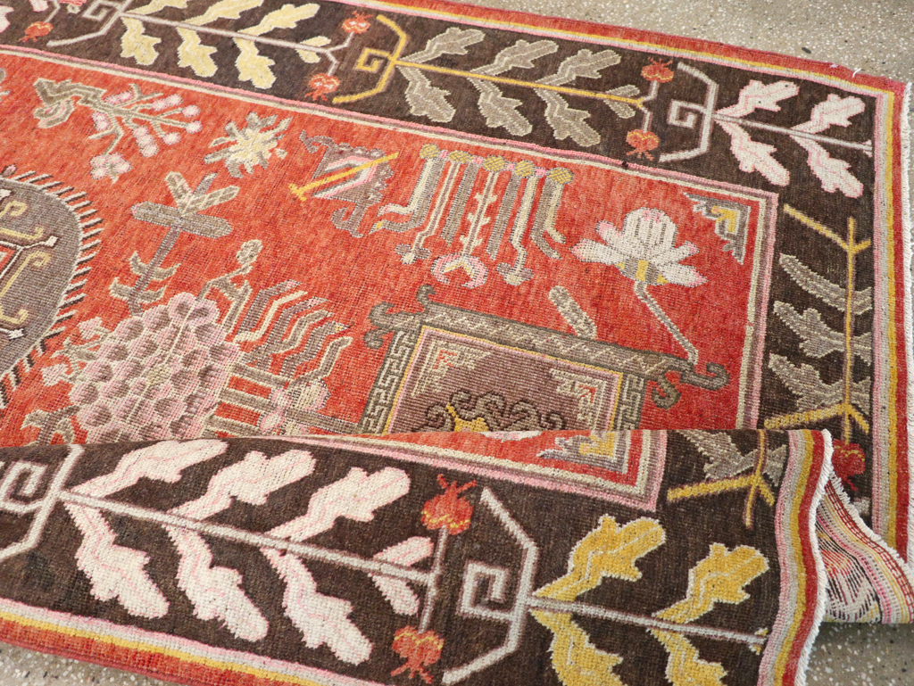 Antique Khotan Carpet, No.31173 - Staging