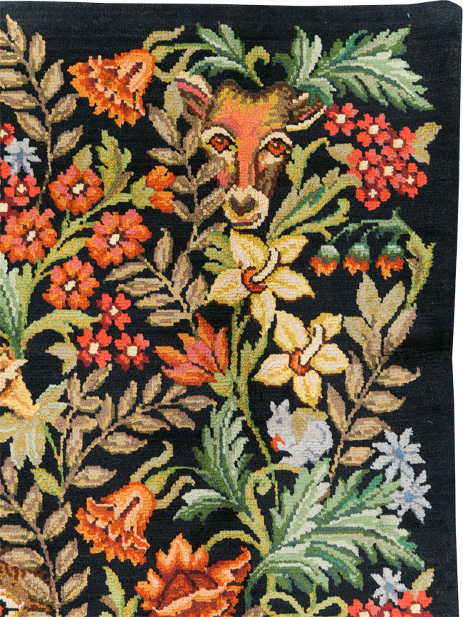 Vintage Portuguese Savonnerie Pictorial Accent Rug, No.31180 - Staging
