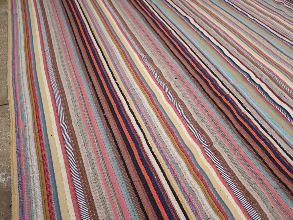 Contemporary Turkish Flatweave Kilim Large Carpet, No.31182 - Staging