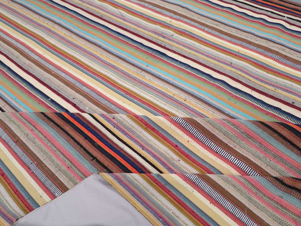 Contemporary Turkish Flatweave Kilim Large Carpet, No.31182 - Staging