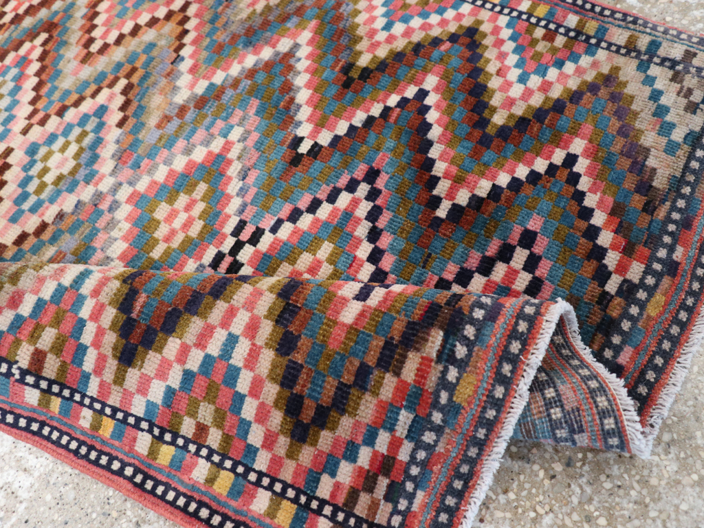 Vintage Persian Mahal Rug, No.31184 - Staging