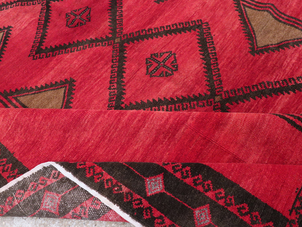 Vintage Turkish Anatolian Tribal Room Size Carpet, No.31202 - Staging