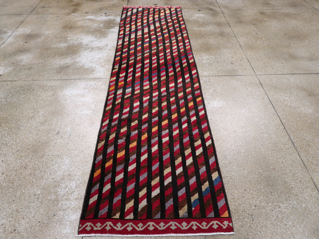 Vintage Turkish Anatolian Runner, No.31208 - Staging