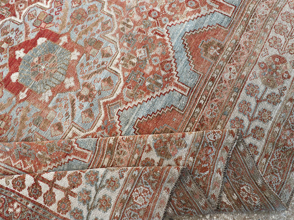 Antique Persian Shiraz Small Room Size Carpet, No.31215 - Staging