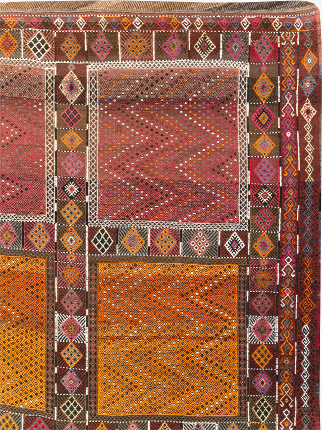 Vintage Turkish Flatweave Kilim Large Carpet, No.31222 - Staging