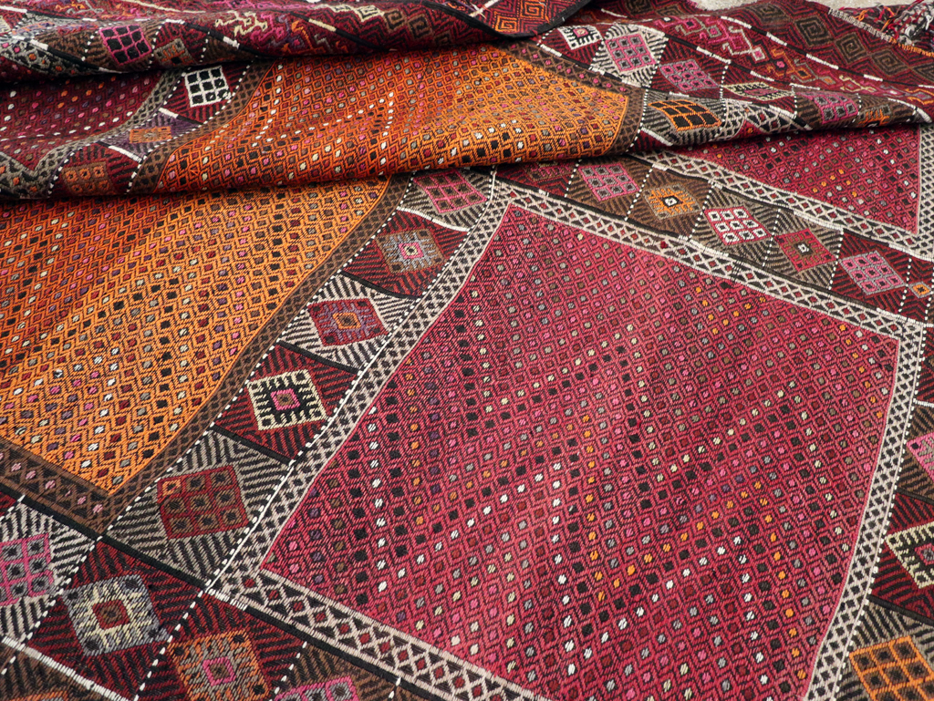 Vintage Turkish Flatweave Kilim Large Carpet, No.31222 - Staging