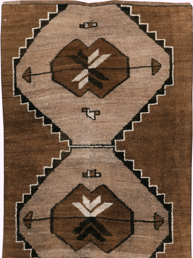 Vintage Turkish Anatolian Tribal Runner, No.31229 - Staging