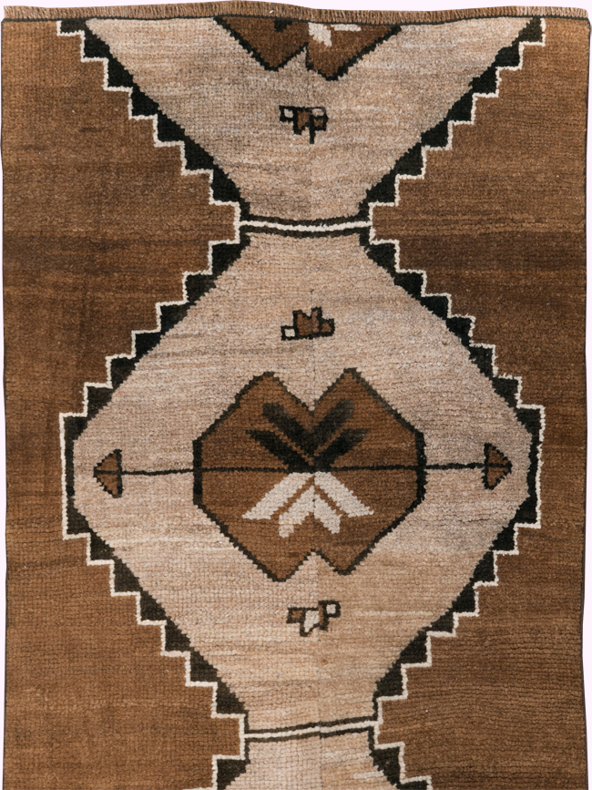 Vintage Turkish Anatolian Tribal Runner, No.31229 - Staging