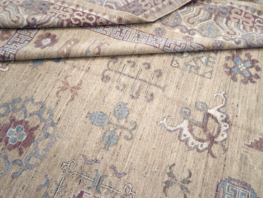 Contemporary East Turkestan Khotan Room Size Carpet, No.31237 - Staging
