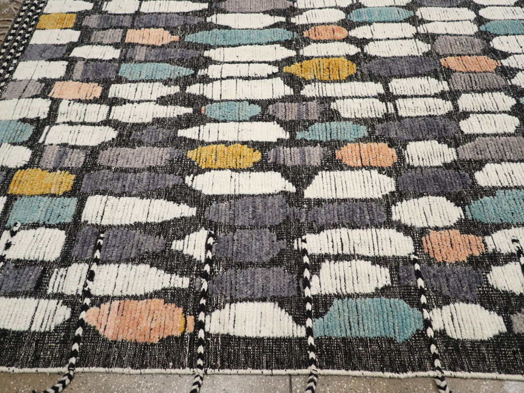 Modern Turkish Flatweave Kilim Large Room Size Carpet, No.31244 - Staging