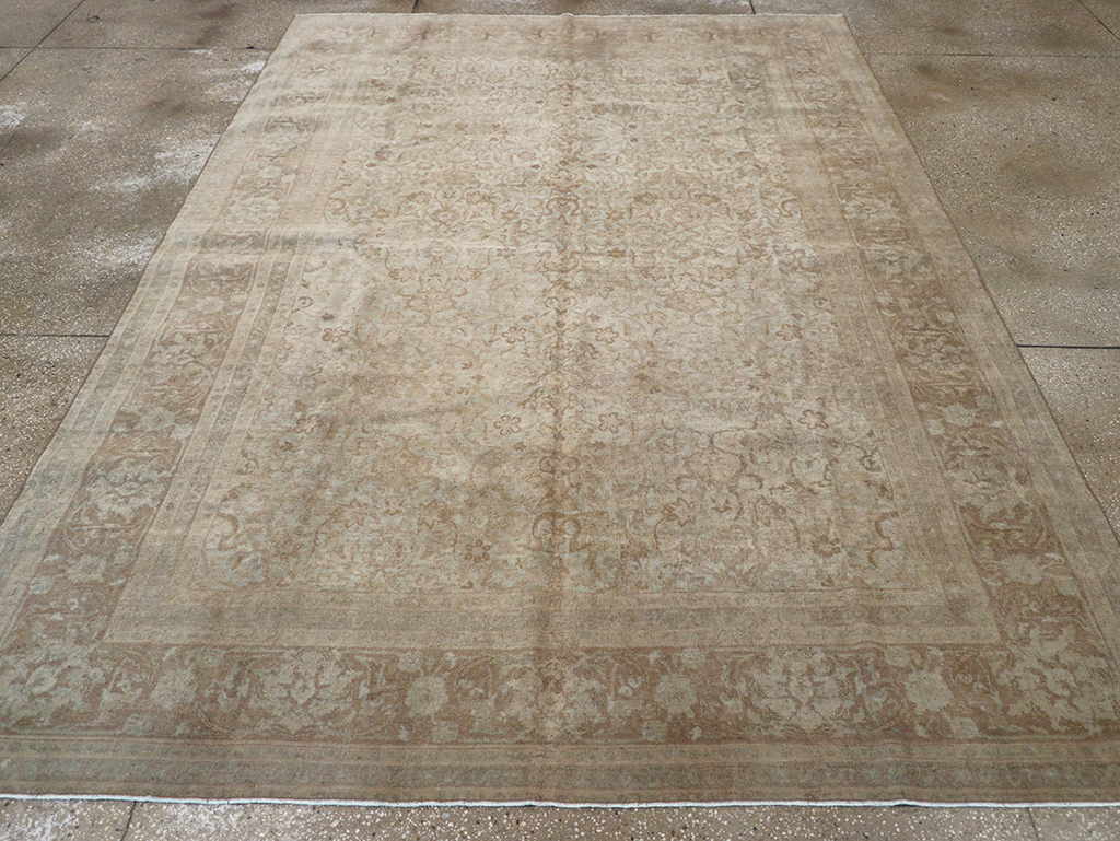 Vintage Persian Tabriz Accent Carpet, No.31246 - Staging