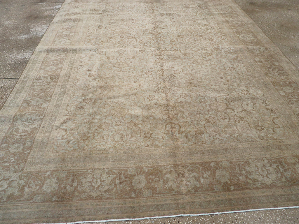 Vintage Persian Tabriz Accent Carpet, No.31246 - Staging