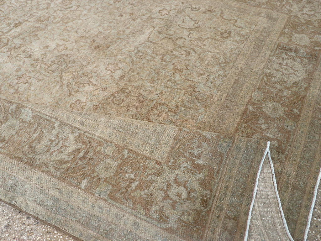 Vintage Persian Tabriz Accent Carpet, No.31246 - Staging