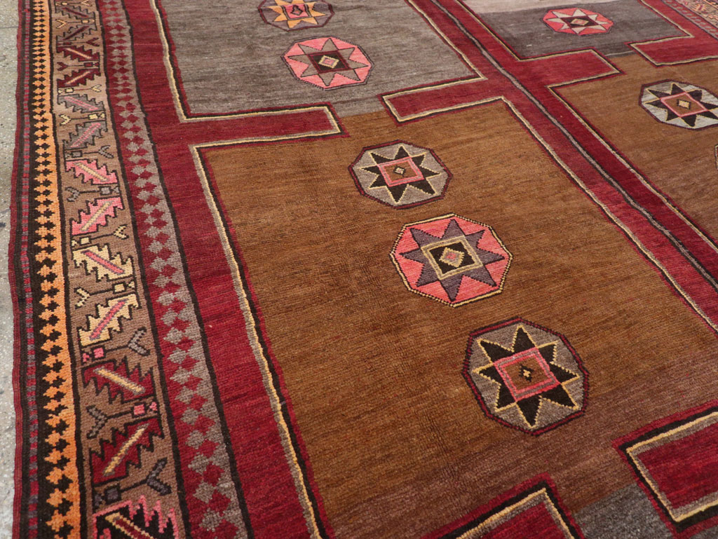 Vintage Turkish Anatolian Long Room Size Carpet, No.31268 - Staging