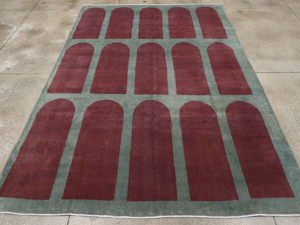 Vintage Turkish Art Deco Stye Room Size Carpet, No.31271 - Staging